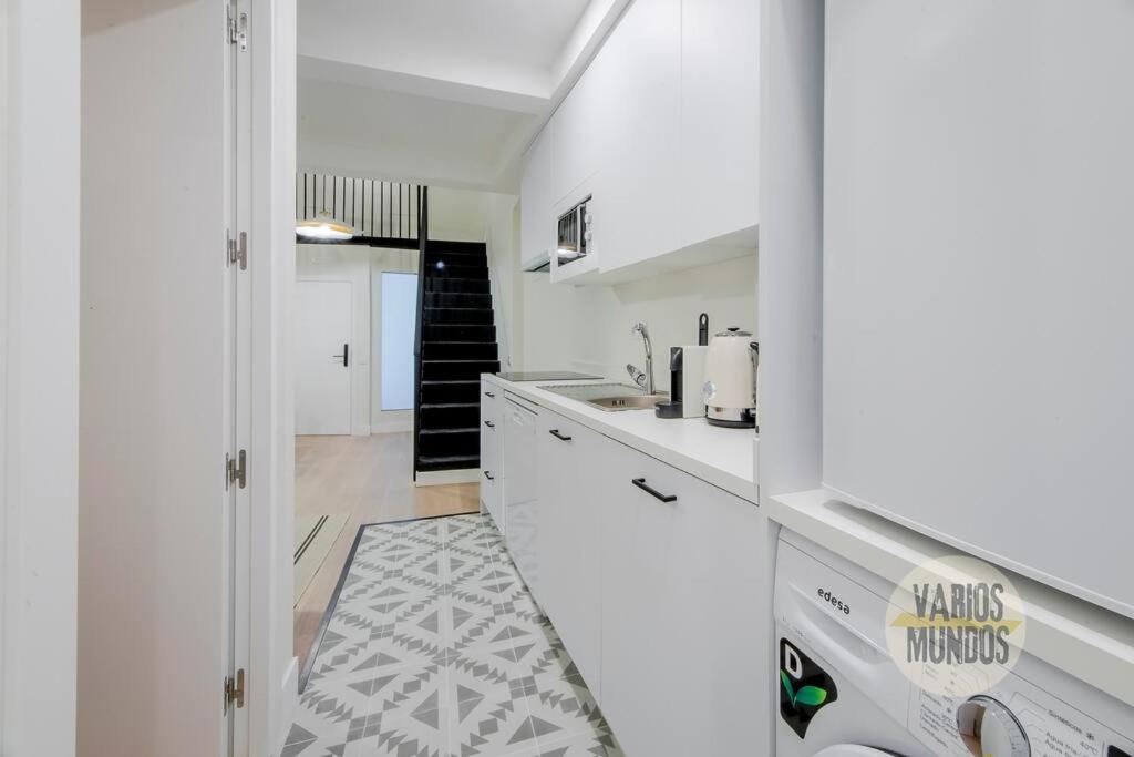 Nuevo Y Centrico Apt 7Px En Plena Plaza Del Carmen E2 Madrid Ngoại thất bức ảnh