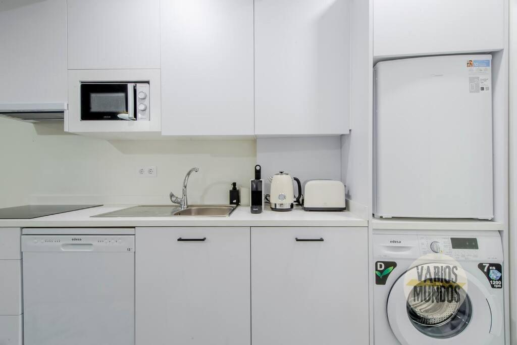 Nuevo Y Centrico Apt 7Px En Plena Plaza Del Carmen E2 Madrid Ngoại thất bức ảnh